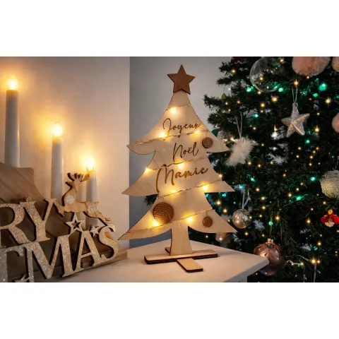 Sapin de Noël en bois personnalisé avec lumière